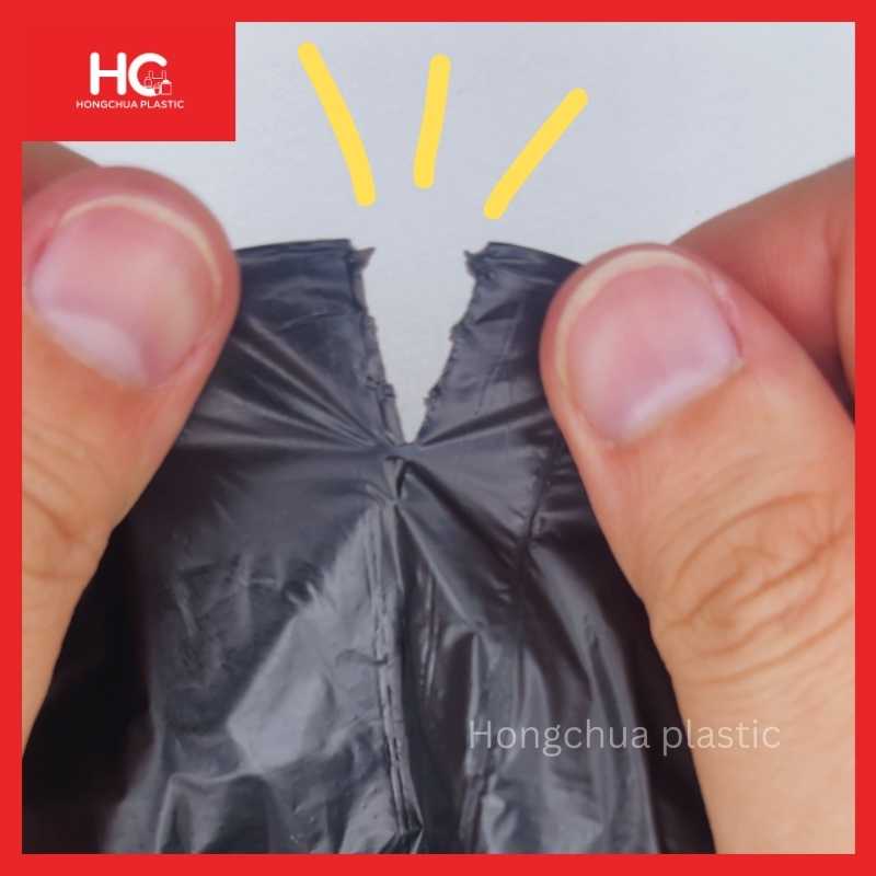 ถุงขยะดำแบบม้วน-ฉีกใช้งานง่ายตามรอยปรุ